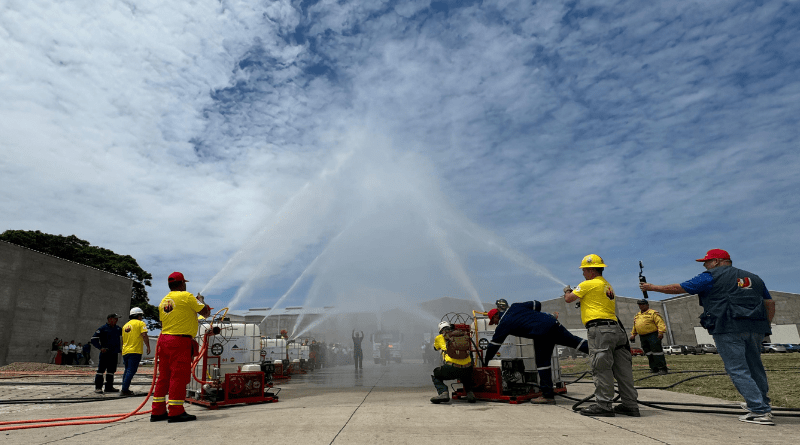 Empacar y Global Medic donan equipos innovadores para combatir incendios forestales en Bolivia